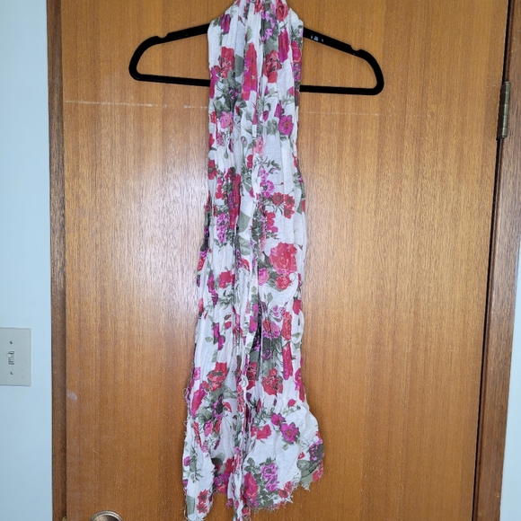 *5 DOLLAR ADD ON* Floral Gauze Scarf - Picture 2 of 3